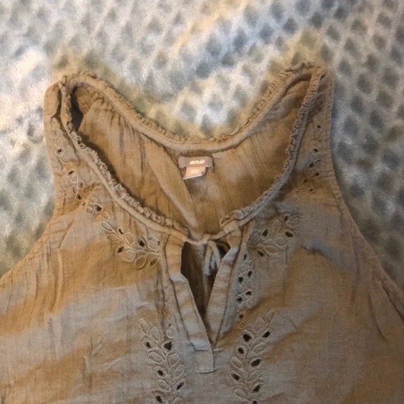 Aerie Olive Tank - Picture 2 of 4